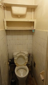 Туалет до ремонта